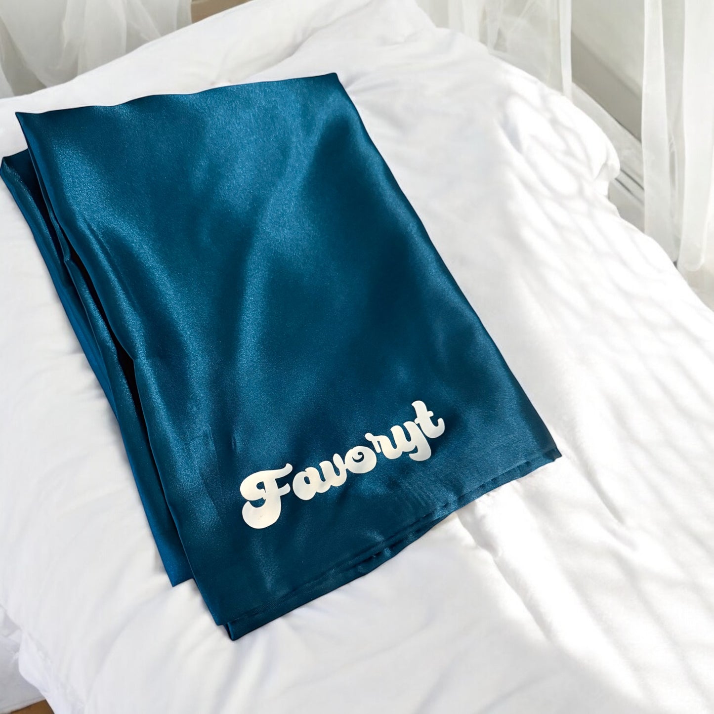 FAVORYT Satin Pillowcase