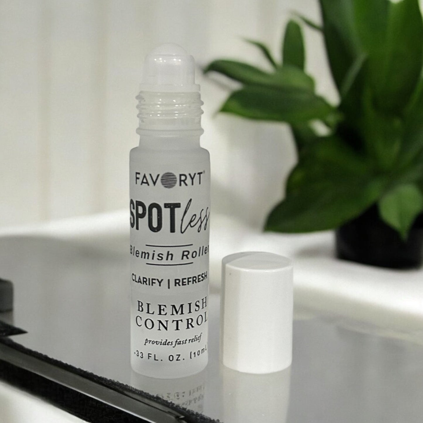 SPOTless Blemish Control Roller